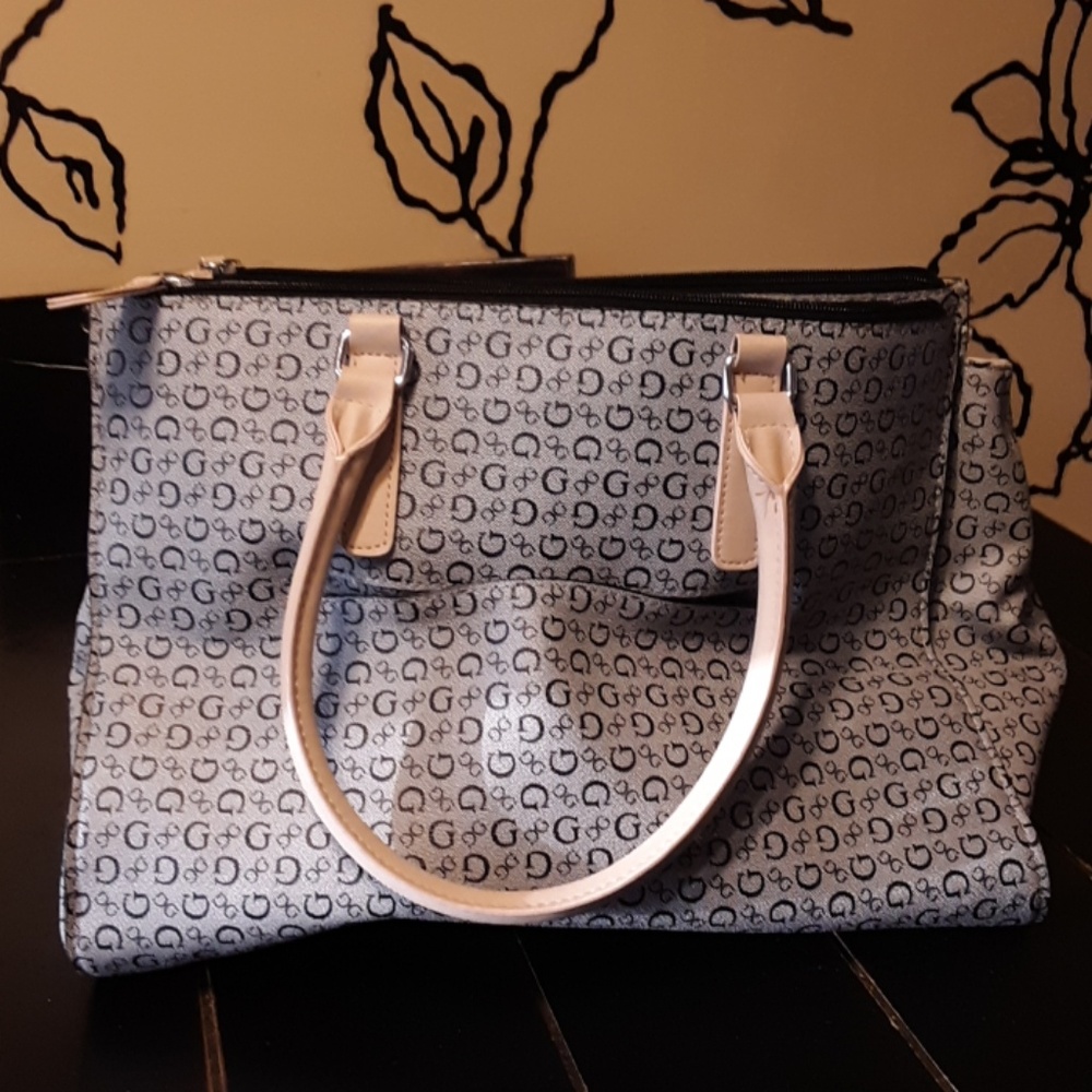 Purse - Picture 2 of 2